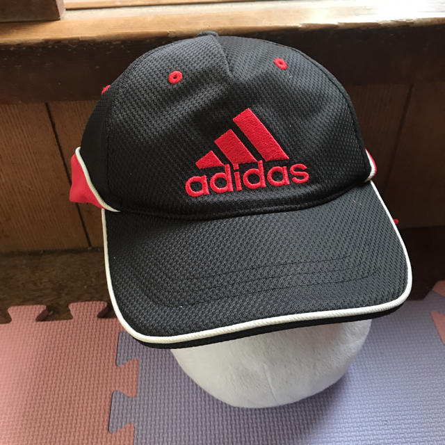 adidas(アディダス)のadidas帽子 キッズ/ベビー/マタニティのこども用ファッション小物(帽子)の商品写真