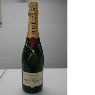 モエエシャンドン(MOËT & CHANDON)のモエ・エ・シャンドン(シャンパン/スパークリングワイン)