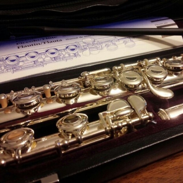 ヤマハ(ヤマハ)のやす様ご専用 YAMAHA フルート 211 楽器の管楽器(フルート)の商品写真