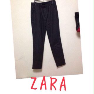 ザラ(ZARA)のZARA♡タックパンツ(カジュアルパンツ)