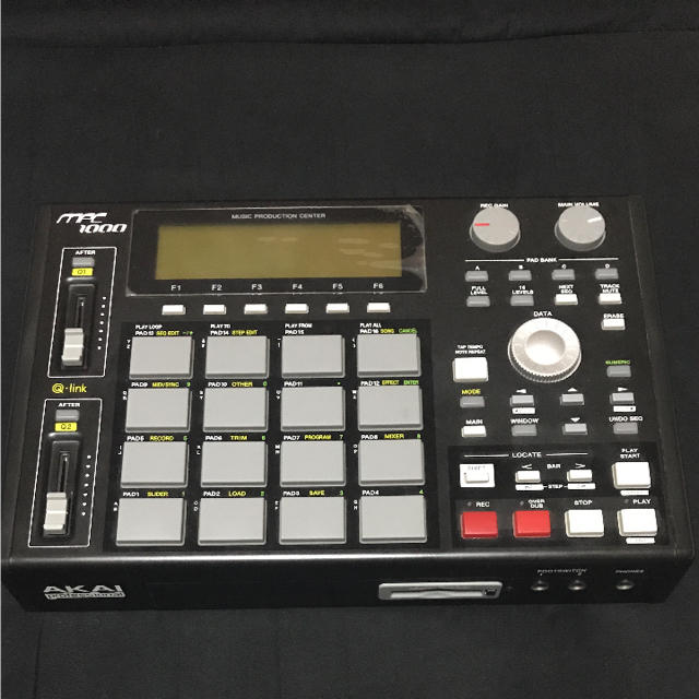 akai  mpc 1000 bk-n 1