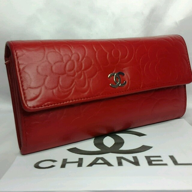 CHANEL(シャネル)のピータン様専用シャネル　長財布 レディースのファッション小物(財布)の商品写真