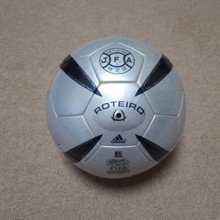 アディダス(adidas)のROTEIRO サッカーボール(その他)