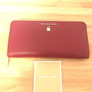 マイケルコース(Michael Kors)の【新品未使用】Michael Kors 最新作鍵ロゴが可愛い 長財布レッド(財布)