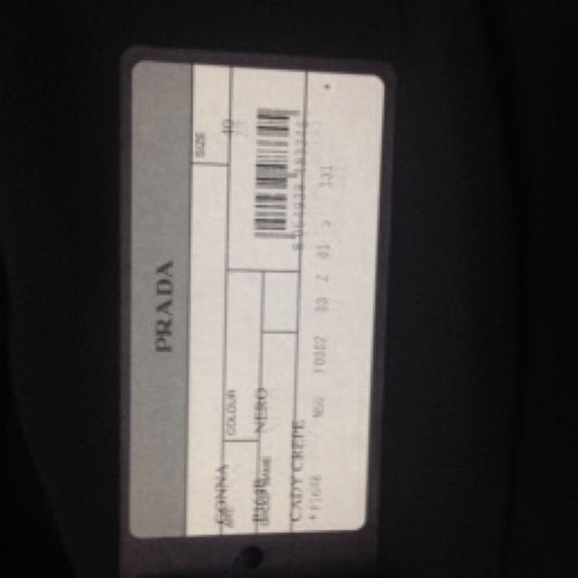 PRADA(プラダ)のmimimi様専用 プラダ フレアスカート 新品 再値下げ レディースのスカート(ひざ丈スカート)の商品写真