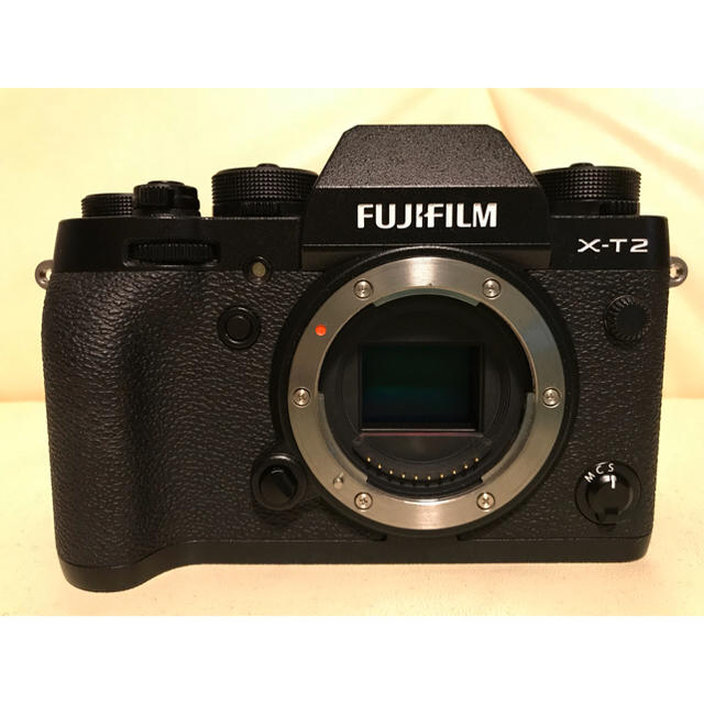 富士フイルム(フジフイルム)のFUJIFILM X-T2 ボディ 中古 美品 スマホ/家電/カメラのカメラ(ミラーレス一眼)の商品写真