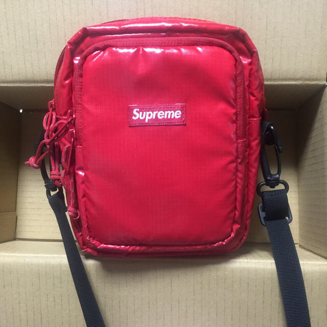 Supreme - Supreme ショルダーバッグ 17FW 赤 shoulder bagの通販 by dang0323's shop｜シュプリームならラクマ