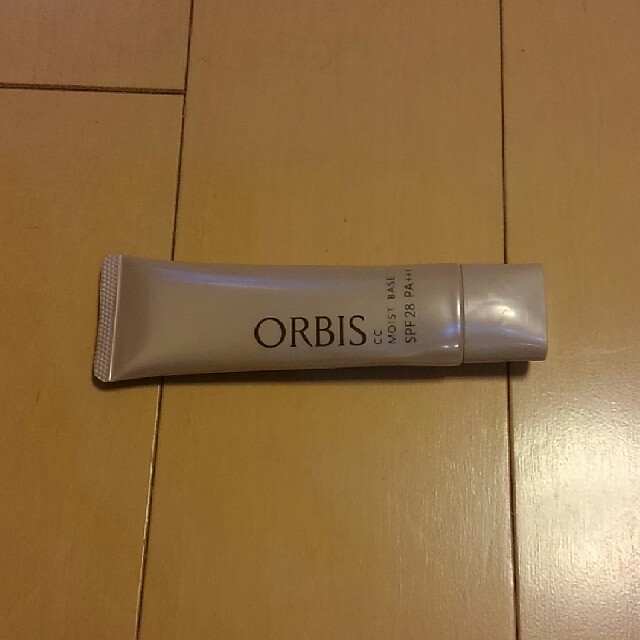 ORBIS(オルビス)のORBIS CC モイストベース《新品》 コスメ/美容のベースメイク/化粧品(化粧下地)の商品写真