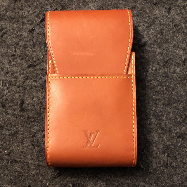 LOUIS VUITTON(ルイヴィトン)のルイヴィトン シガレットケース   メンズのファッション小物(タバコグッズ)の商品写真