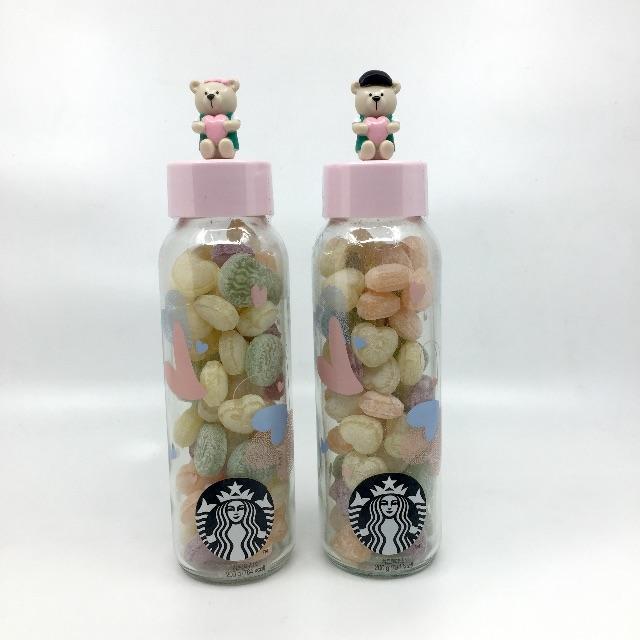 Starbucks Coffee(スターバックスコーヒー)の韓国限定! スターバックス ホワイトデー ベアリ キャンディボトル 2本セット 食品/飲料/酒の食品(菓子/デザート)の商品写真