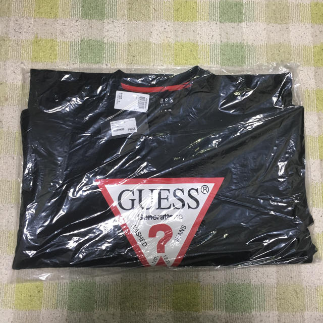 GUESS(ゲス)のMサイズ GUESS GENERATIONS PKCZ スウェット レディースのトップス(トレーナー/スウェット)の商品写真