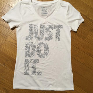 ナイキ(NIKE)のNIKE DRY-fit Tシャツ(Tシャツ(半袖/袖なし))