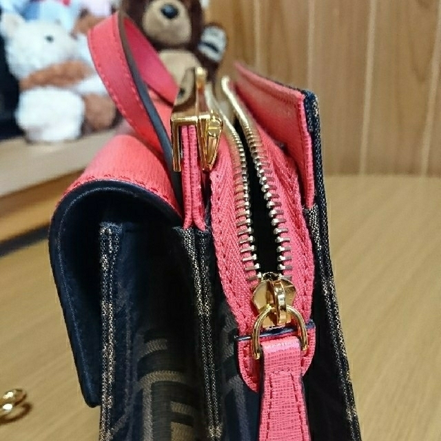 FENDI(フェンディ)のちゅら様専用です🙋大人可愛い☆FENDIデミジュールズッカ柄2way レディースのバッグ(ショルダーバッグ)の商品写真