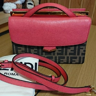 フェンディ(FENDI)のちゅら様専用です🙋大人可愛い☆FENDIデミジュールズッカ柄2way(ショルダーバッグ)