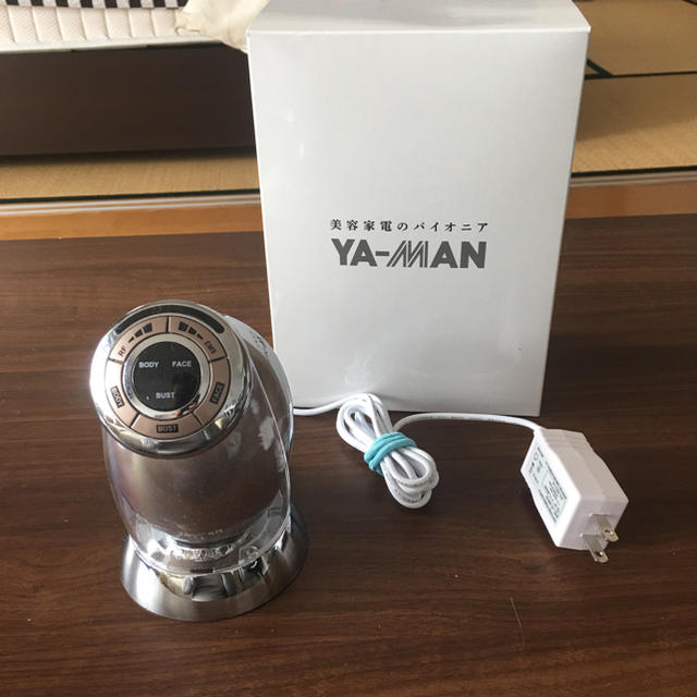 YA-MAN(ヤーマン)のYA-MAN(ヤーマン) 家庭用 キャビテーション RFボーテ キャビスパEX  スマホ/家電/カメラの美容/健康(ボディケア/エステ)の商品写真