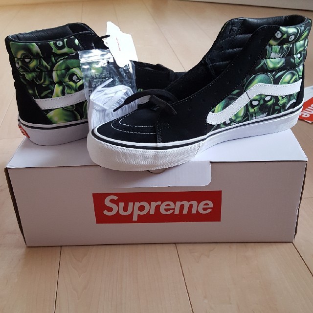 Supreme(シュプリーム)のシュプリーム　バンズ　スカル　28.5　Sk8-Hi メンズの靴/シューズ(スニーカー)の商品写真