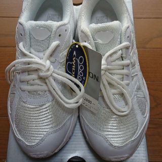 アシックス(asics)の新品 アシックス タイゴン スニーカー 白 23㎝ 運動会 通学 新入学(スニーカー)