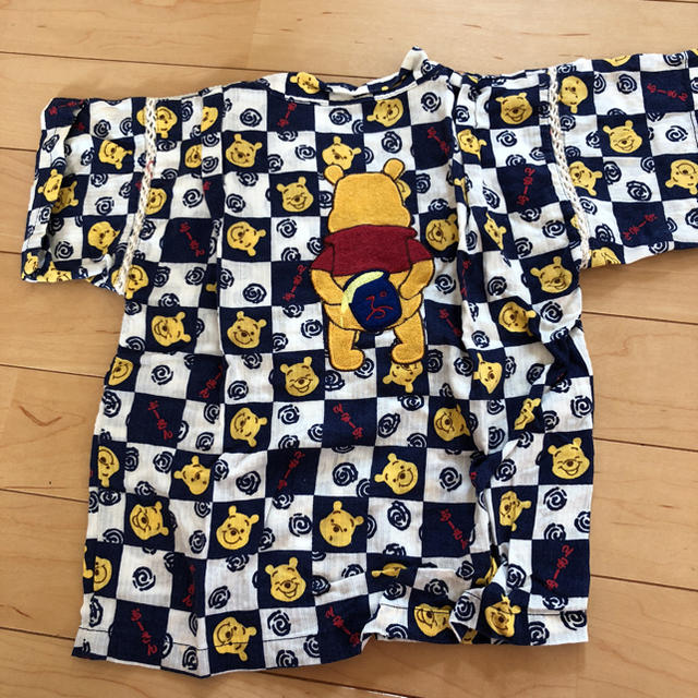 Disney(ディズニー)のプーさん甚平 キッズ/ベビー/マタニティのキッズ服男の子用(90cm~)(甚平/浴衣)の商品写真