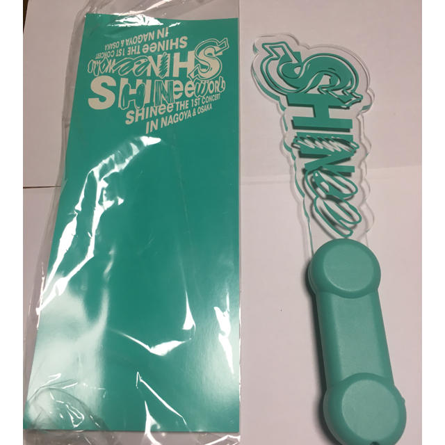 SHINee(シャイニー)のSHINEEペンライト エンタメ/ホビーのタレントグッズ(アイドルグッズ)の商品写真