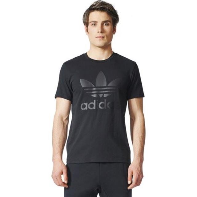 adidas(アディダス)のアディダスオリジナルス　Ｔシャツ　ブラック　セール メンズのトップス(Tシャツ/カットソー(半袖/袖なし))の商品写真