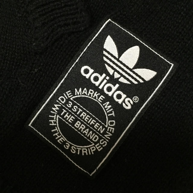 adidas(アディダス)のadidas originals デカロゴ ニット パーカー Lサイズ ブラック メンズのトップス(パーカー)の商品写真