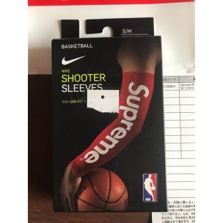 シュプリーム(Supreme)のシュプリーム ×Nike×NBA  Shooting Sleeve red(バスケットボール)