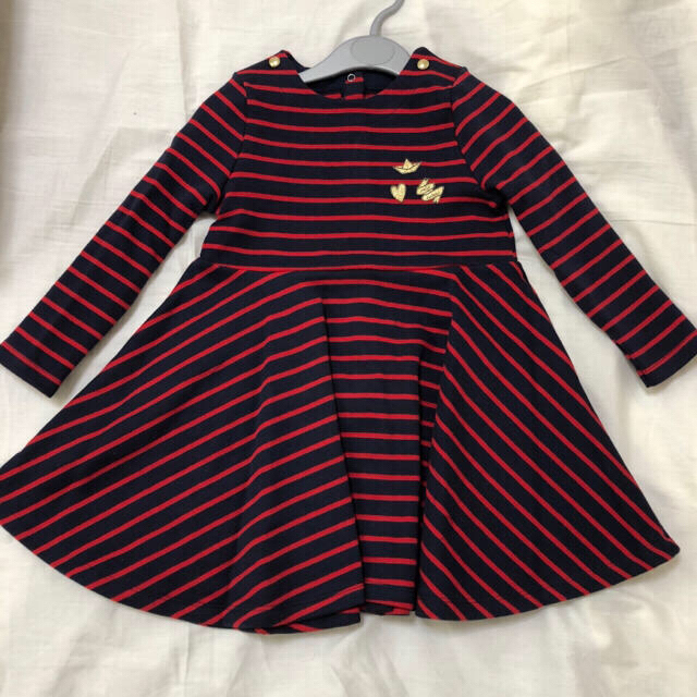 PETIT BATEAU(プチバトー)のこよみ様専用☆36m プチバトー ワンピース、パーカー キッズ/ベビー/マタニティのキッズ服女の子用(90cm~)(ワンピース)の商品写真