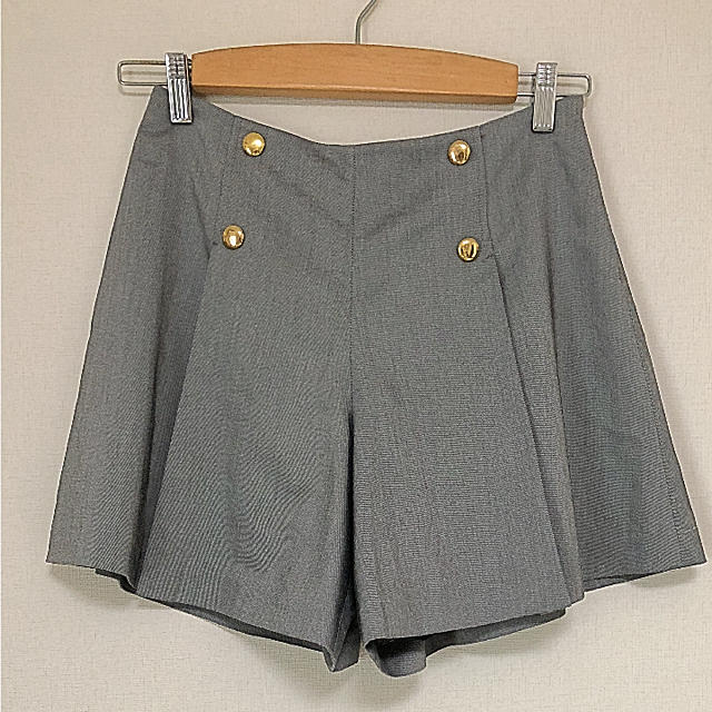 Couture Brooch クチュール ブローチ ショートパンツの通販 by tomos 新品タグつき! クチュールブローチ スカラップ襟ニット サイズ38