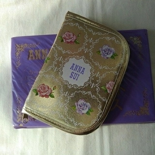 アナスイ(ANNA SUI)の非売品♡【未開封】ANNA SUI ローズプリント マルチケース(ポーチ)