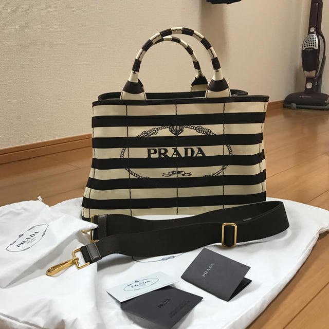 PRADA(プラダ)の☆まーtan様 専用☆ レディースのバッグ(トートバッグ)の商品写真