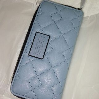 マークバイマークジェイコブス(MARC BY MARC JACOBS)のマークバイマークジェイコブスの長財布
ice blue(財布)