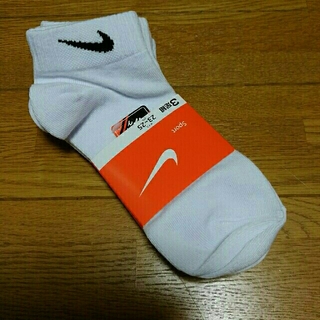 Nike ナイキ 靴下 白の通販 By エフ S Shop ナイキならラクマ