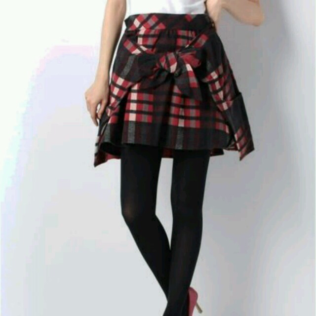 Lily Brown(リリーブラウン)の紗栄子ちゃん着用画像あり レディースのスカート(ミニスカート)の商品写真