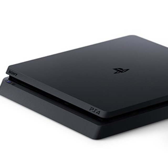 エンタメ/ホビーPS4 新品　playstation4 500GB と5000円クーポン