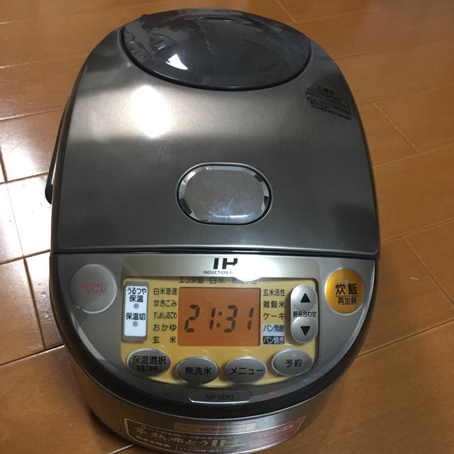 象印(ゾウジルシ)の象印 炊飯器 NP-VD10 スマホ/家電/カメラの調理家電(炊飯器)の商品写真