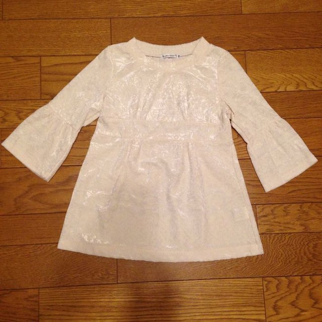 BeBe(ベベ)の《BeBe》フォーマルチュニック 150 キッズ/ベビー/マタニティのキッズ服女の子用(90cm~)(ドレス/フォーマル)の商品写真