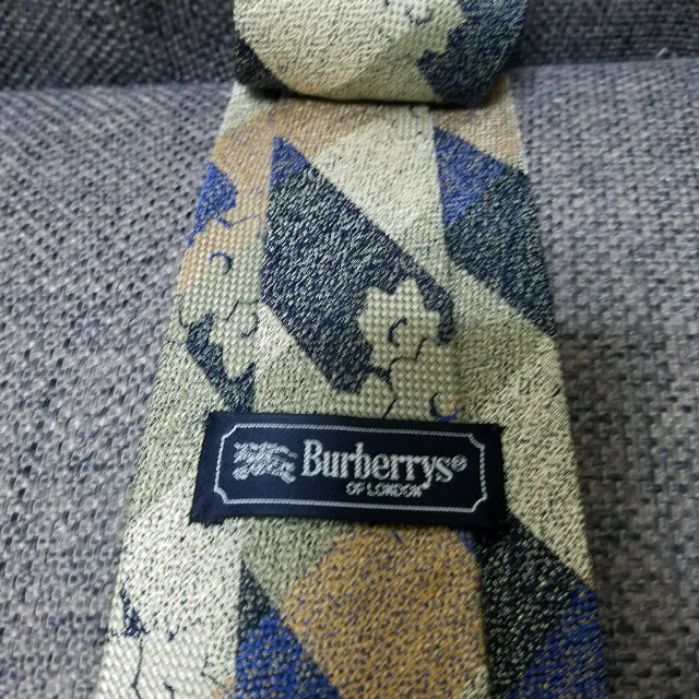 BURBERRY(バーバリー)の【美品】 BURBERRY ネクタイ メンズのファッション小物(ネクタイ)の商品写真