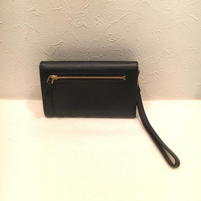 PRADA(プラダ)のPRADA  財布(ストラップ付き) レディースのファッション小物(財布)の商品写真