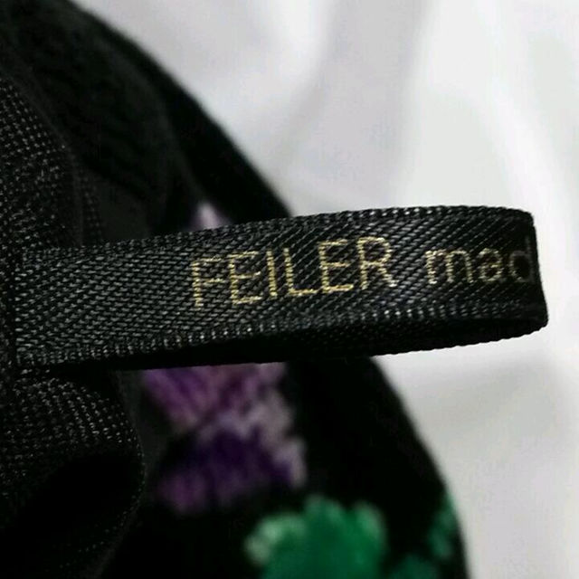 FEILER(フェイラー)のフェイラー 巾着 レディースのバッグ(ボディバッグ/ウエストポーチ)の商品写真