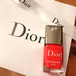 ディオール(Dior)のDior ディオールヴェルニ WONDERLAND 575(マニキュア)