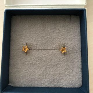 18K  ゴールド シトリン 星型ピアス(ピアス)