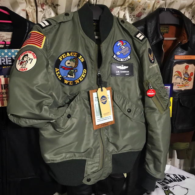 Buzz Rickson's(バズリクソンズ)のバズリクソンズl2スヌーピーカスタム メンズのジャケット/アウター(フライトジャケット)の商品写真