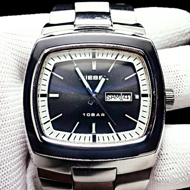 DIESEL - DIESEL メンズ腕時計 文字盤ブラック&ホワイト スクエアの通販 by Hiropin's shop｜ディーゼルならラクマ