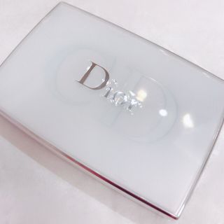 クリスチャンディオール(Christian Dior)のDior スノーホワイト二ングファンデーション(ファンデーション)