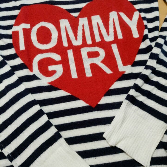 TOMMY HILFIGER(トミーヒルフィガー)の中古、トミーガール薄手ニットXS レディースのトップス(ニット/セーター)の商品写真