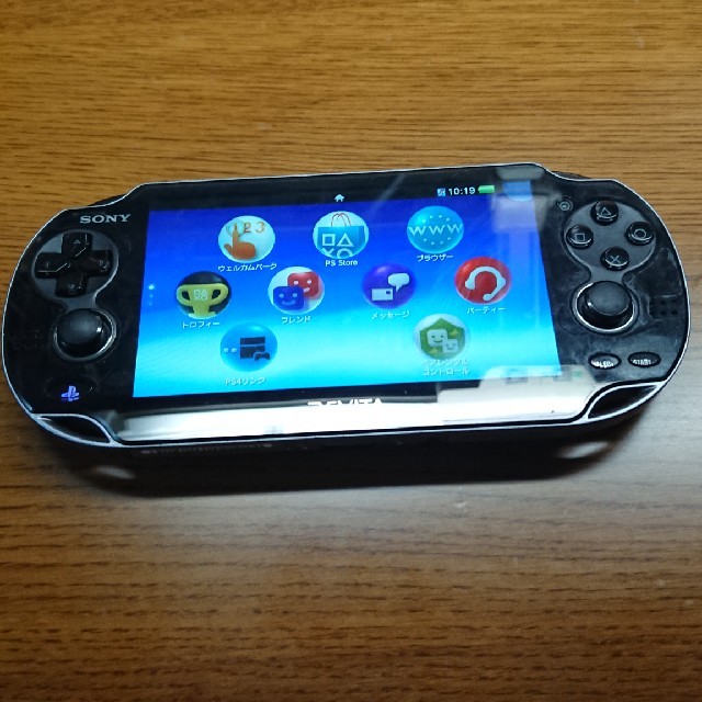 Playstation Vita Psvita 1000 4gb メモリーカード付きの通販 By Jpg