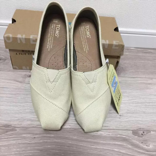 TOMS(トムズ)の新品 TOMS キャンバス クラッシック women's 6 レディースの靴/シューズ(スニーカー)の商品写真