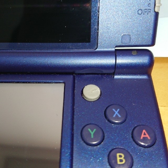 ニンテンドー3DS(ニンテンドー3DS)のnew NINTENDO 3DSLL メタリックブルー  付属品セット エンタメ/ホビーのゲームソフト/ゲーム機本体(携帯用ゲーム機本体)の商品写真