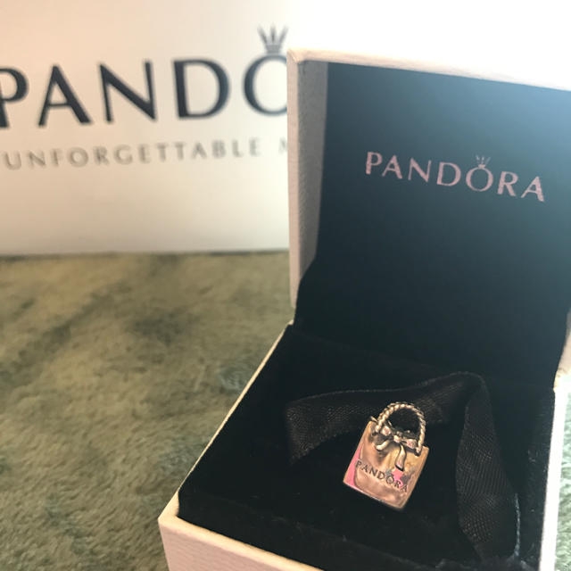 PANDORA ショップバッグ チャーム レディースのアクセサリー(チャーム)の商品写真