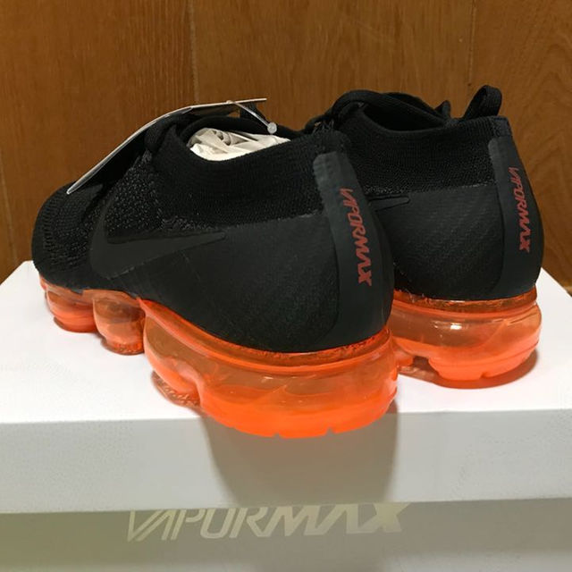 NIKE(ナイキ)の27cm‼️NIKE AIR VAPORMAX RUSH ORANGE メンズの靴/シューズ(スニーカー)の商品写真